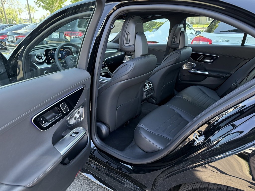 New 2025 Mercedes-Benz C 300 Sedan image 19