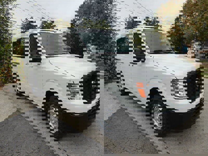 Used 2017 Nissan NV 3500 S w/ Power Package image 1