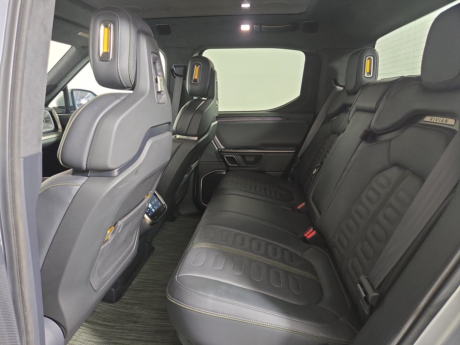 Used 2022 Rivian R1T Adventure AWD/4WD image 21