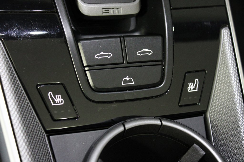 Used 2021 Porsche 911 Turbo image 35