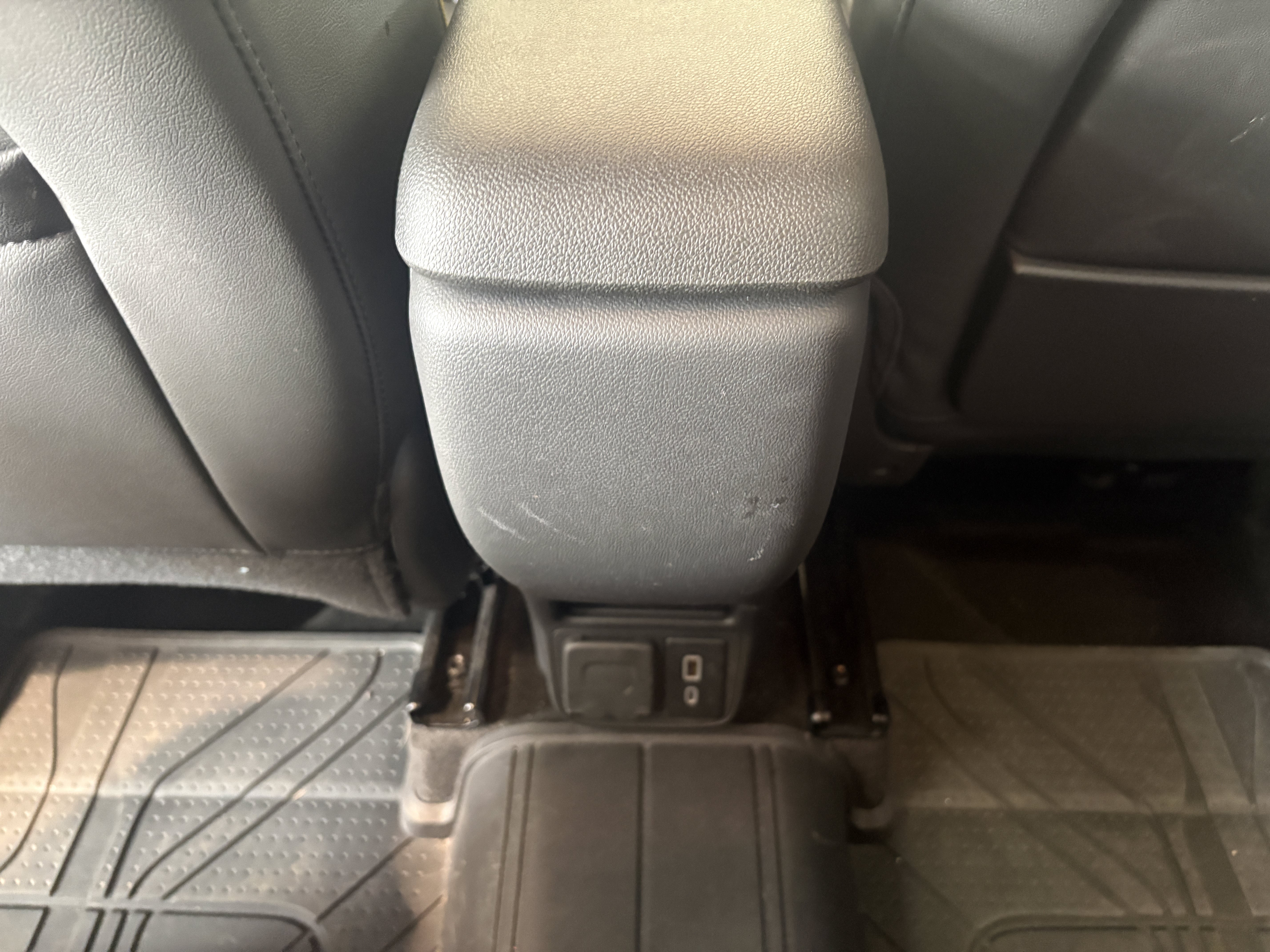 Used 2025 Chevrolet TrailBlazer ACTIV w/ Convenience Package AWD/4WD image 23
