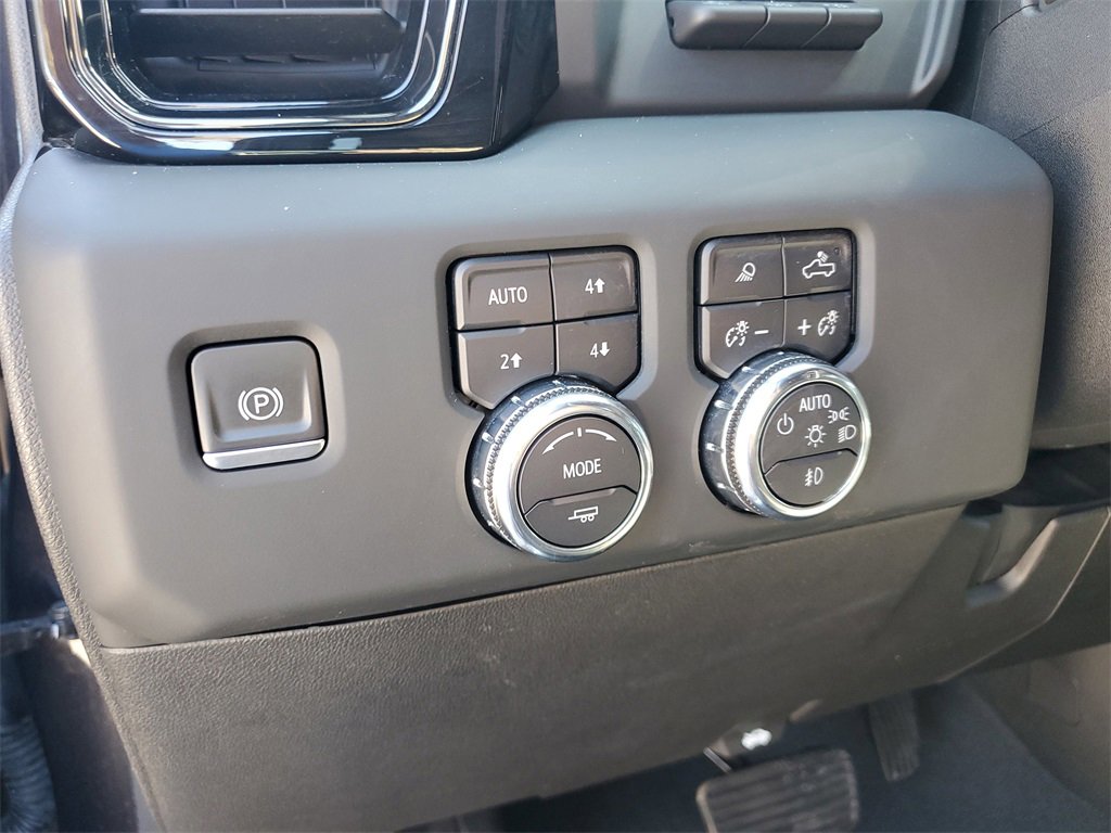 Certified 2024 GMC Sierra 2500 AT4 w/ AT4 Premium Plus Package image 27