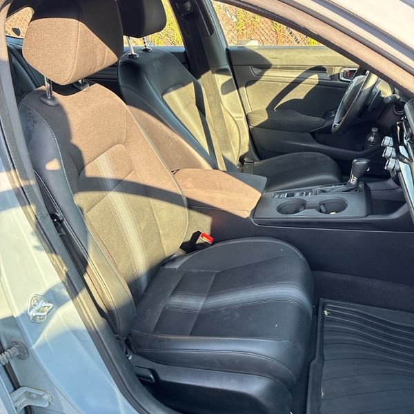 Used 2023 Honda Civic Sport image 16