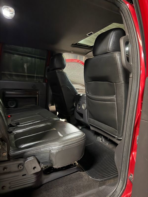 Used 2016 Ford F250 Platinum w/ FX4 Off-Road Package AWD/4WD image 13