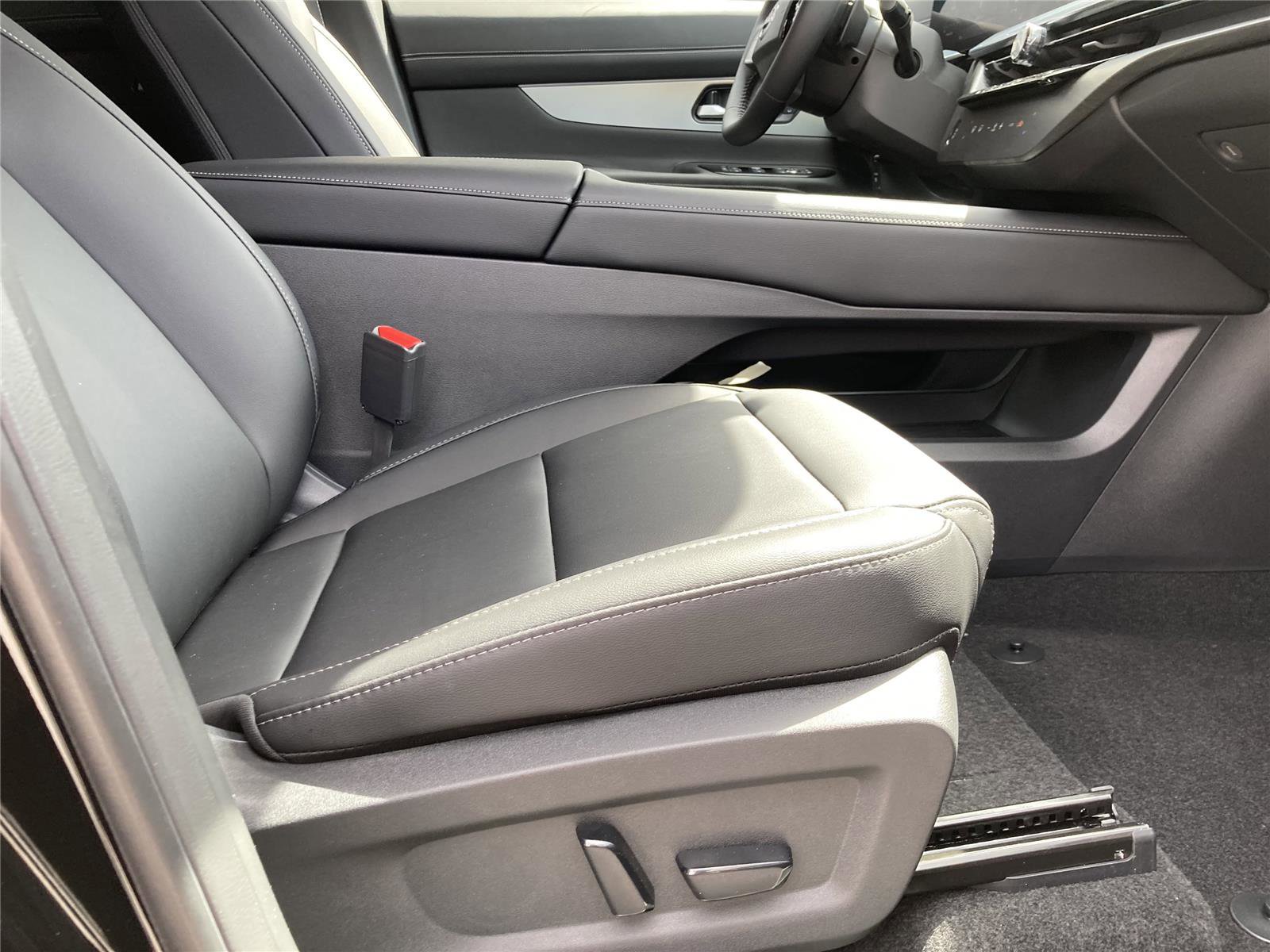 New 2025 Nissan Murano SL image 41