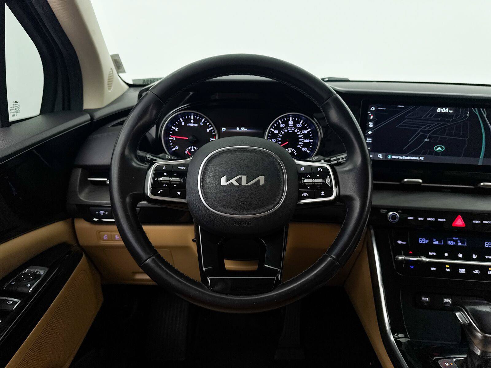 Used 2023 Kia Carnival EX FWD image 29