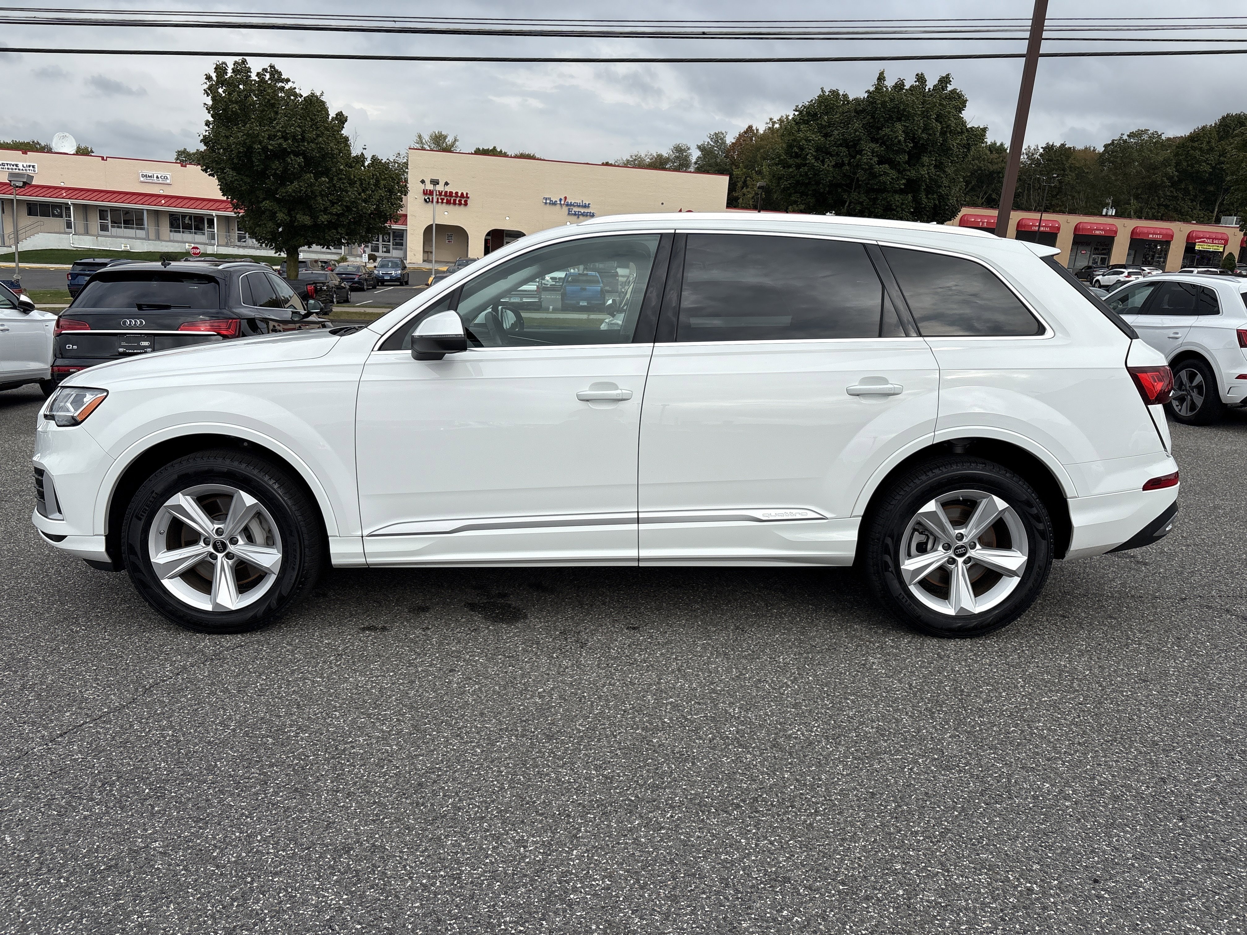 Certified 2022 Audi Q7 2.0T Premium AWD/4WD image 4