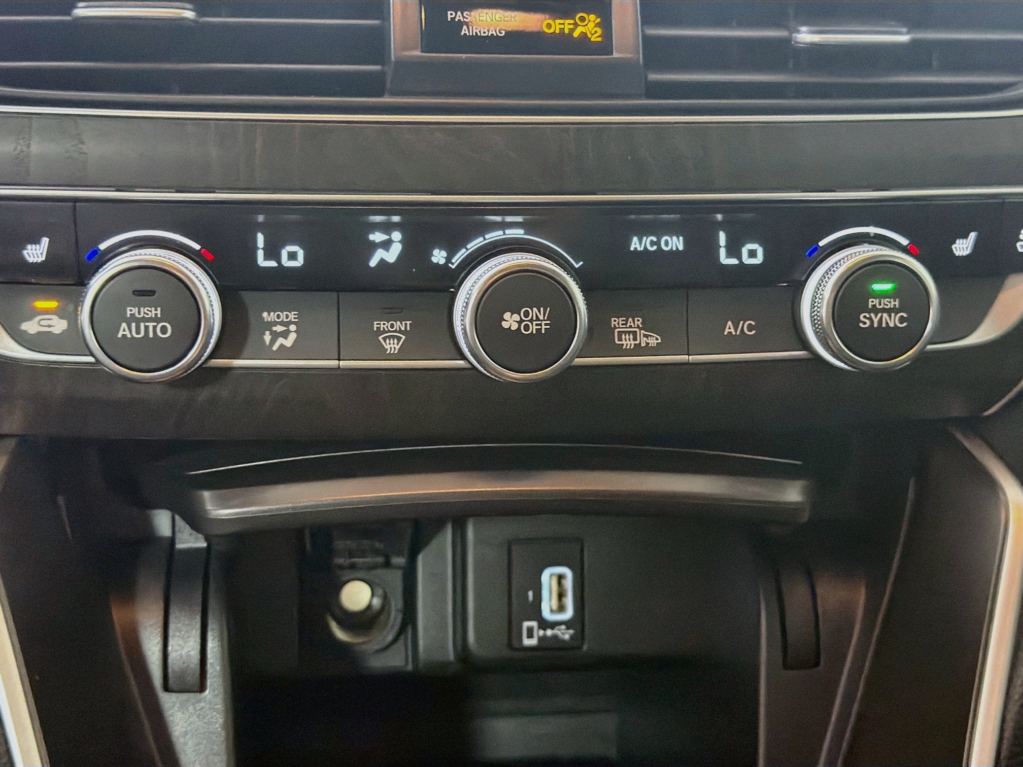 Used 2020 Honda Accord Touring image 23