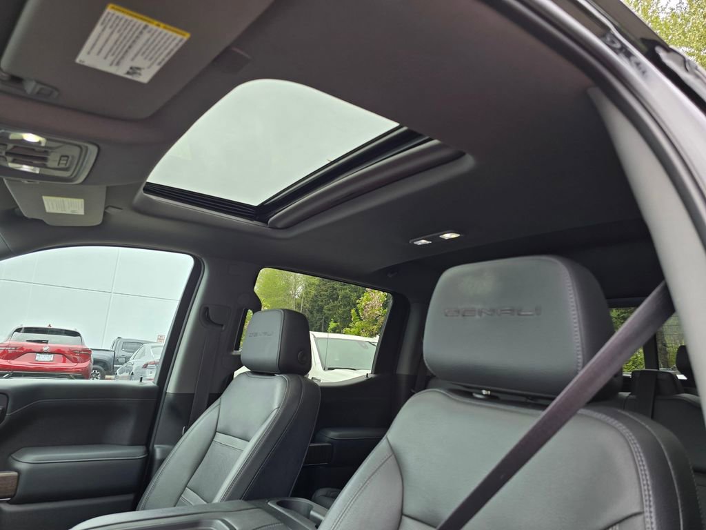 Used 2021 GMC Sierra 1500 Denali w/ Driver Alert Package II AWD/4WD image 22