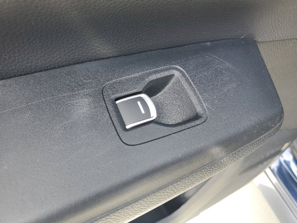 Used 2023 Honda CR-V EX-L image 16