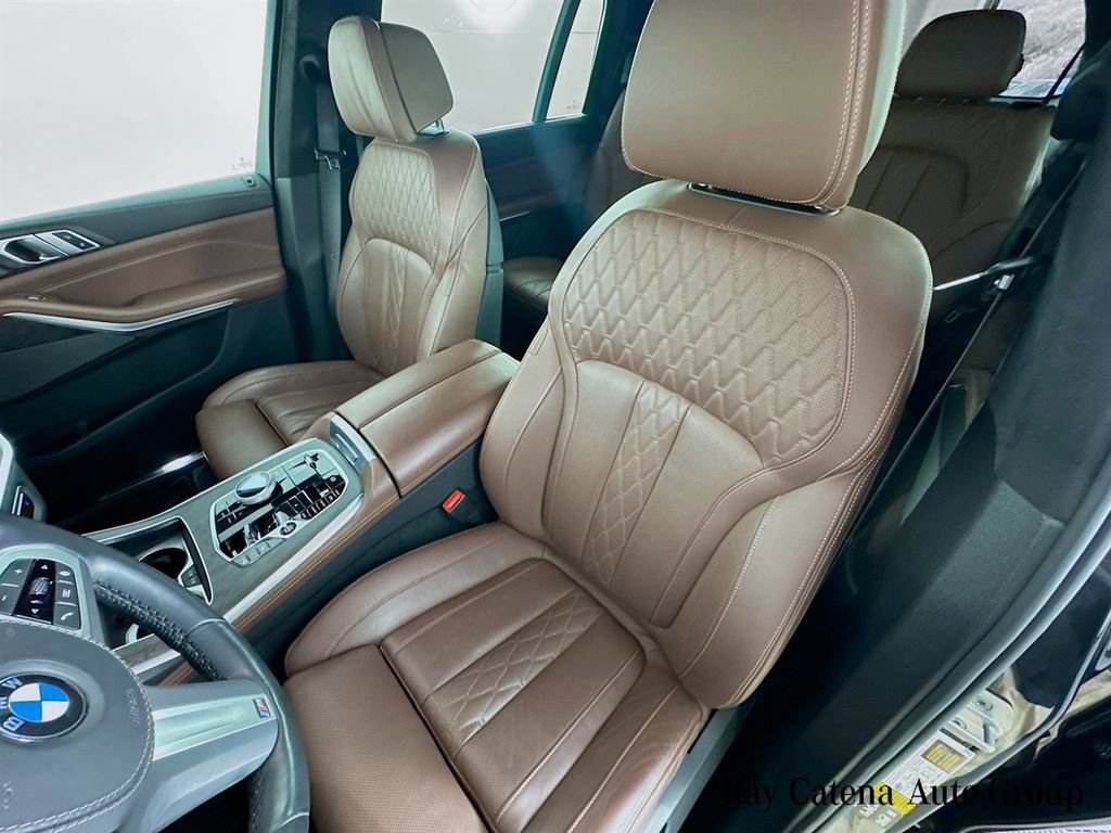 Certified 2024 BMW X7 xDrive40i w/ Executive Package image 22