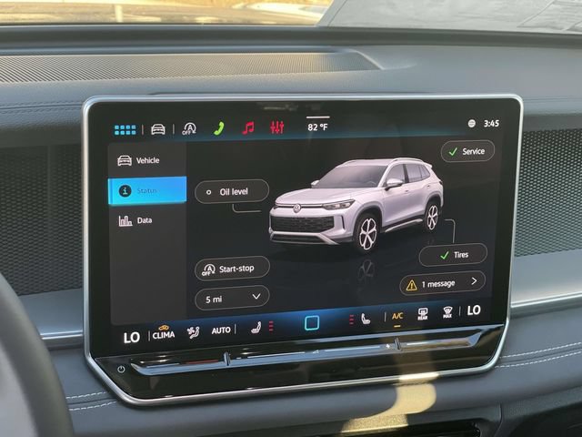 New 2026 Volkswagen Tiguan SE FWD image 9