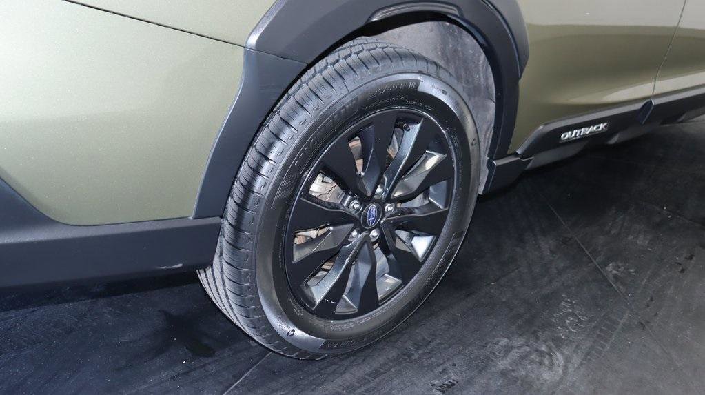 Used 2024 Subaru Outback Onyx Edition image 12