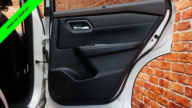 Certified 2022 Nissan Rogue Platinum w/ Head-Up Display Package image 50