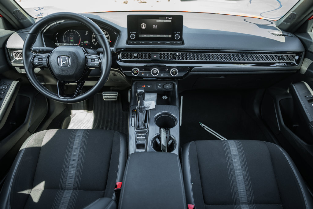 Used 2023 Honda Civic Sport image 18