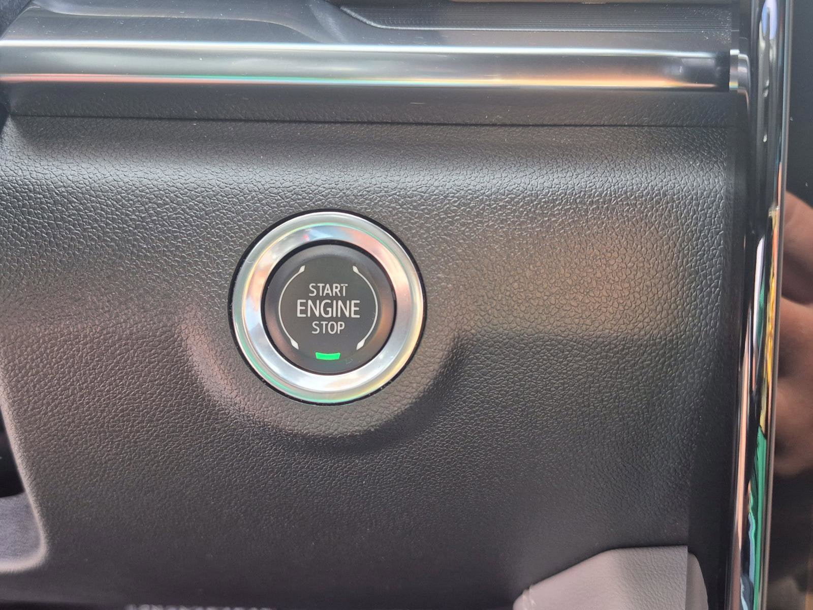 Used 2026 GMC Terrain Elevation w/ Elevation Premium Package FWD image 31