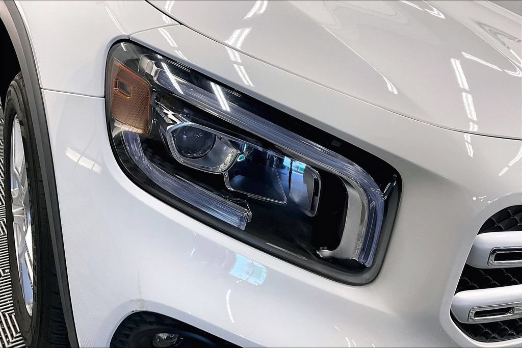 Used 2022 Mercedes-Benz GLB 250 image 26