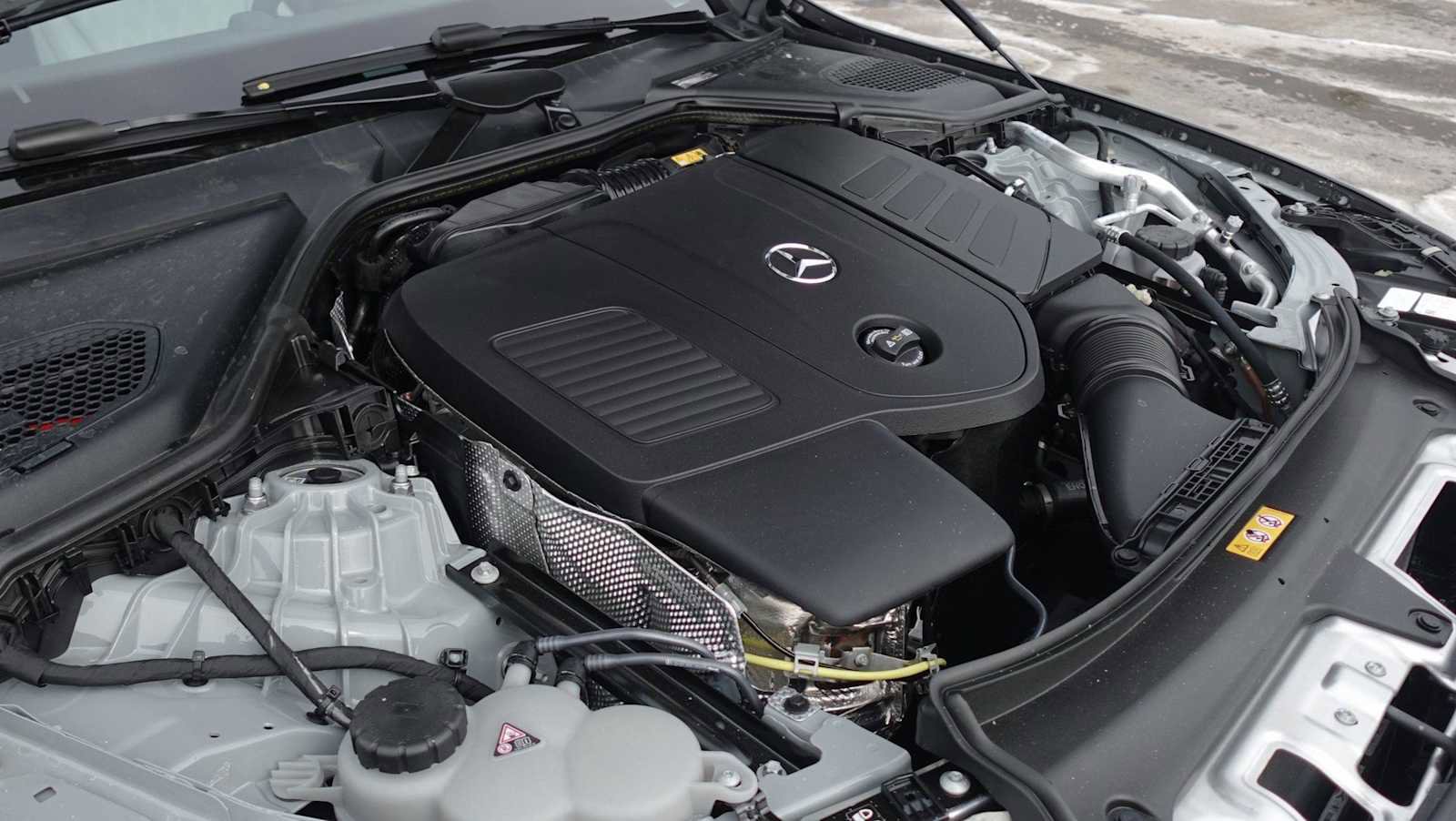 New 2026 Mercedes-Benz E 350 4MATIC Sedan image 17