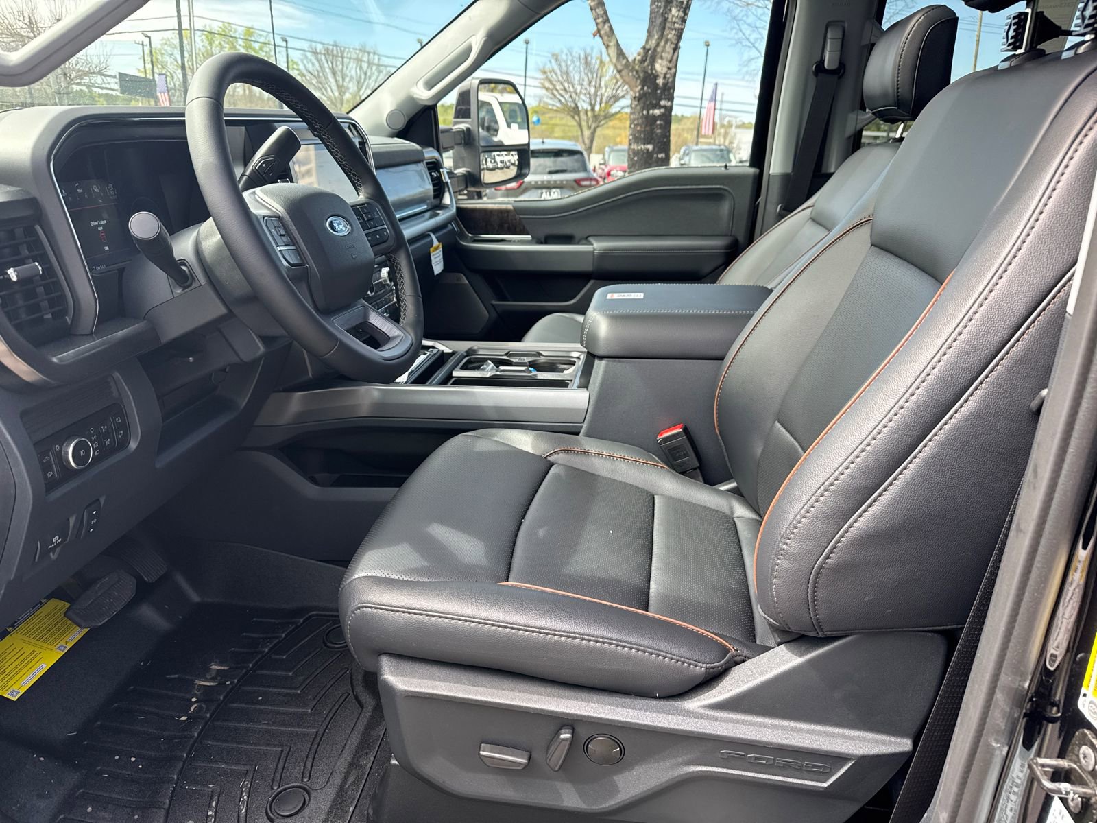 New 2026 Ford F250 Lariat w/ Black Appearance Package image 9