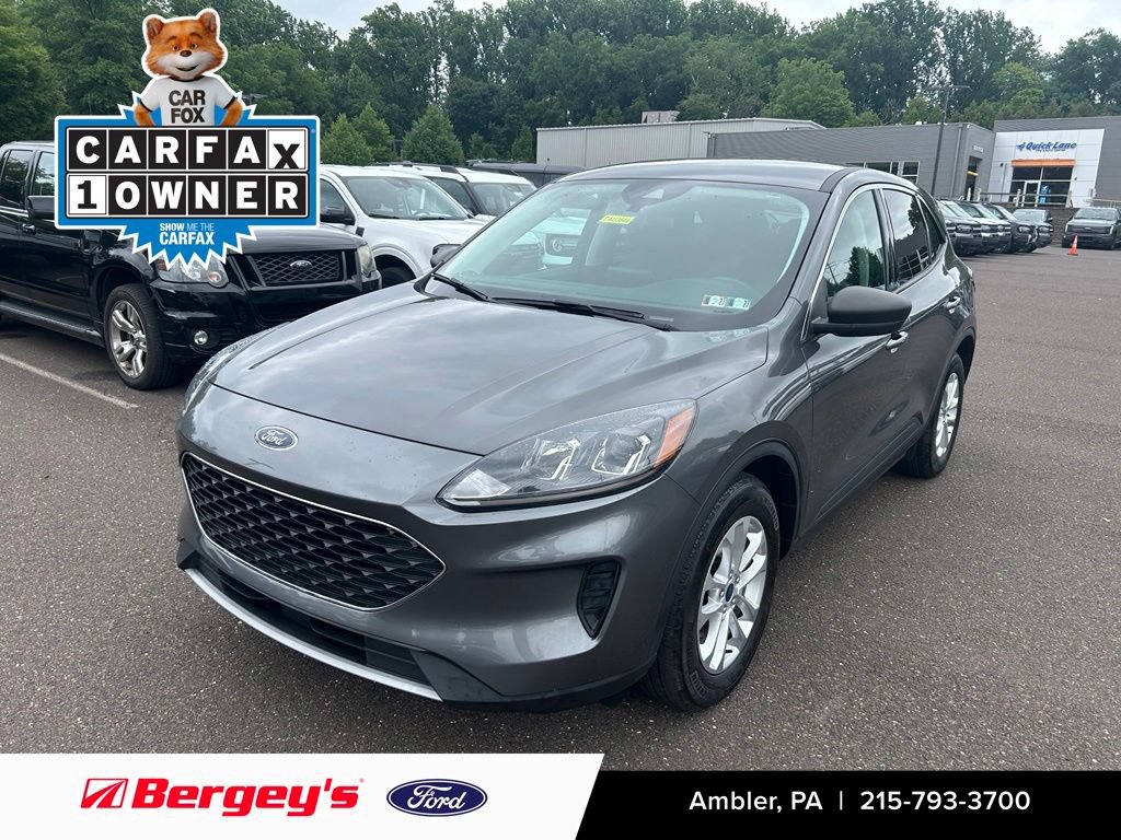 Certified 2022 Ford Escape SE