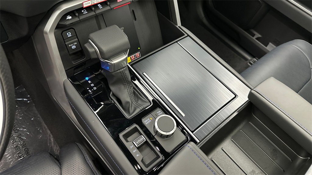 New 2025 Toyota Tundra Platinum image 12