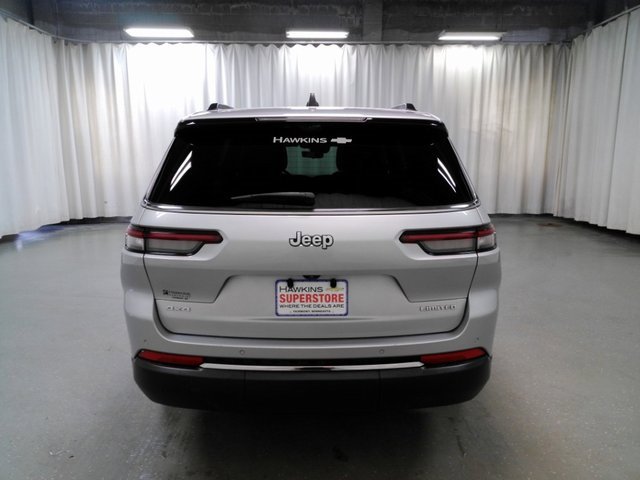 Used 2024 Jeep Grand Cherokee L Limited w/ Luxury Tech Group II image 5