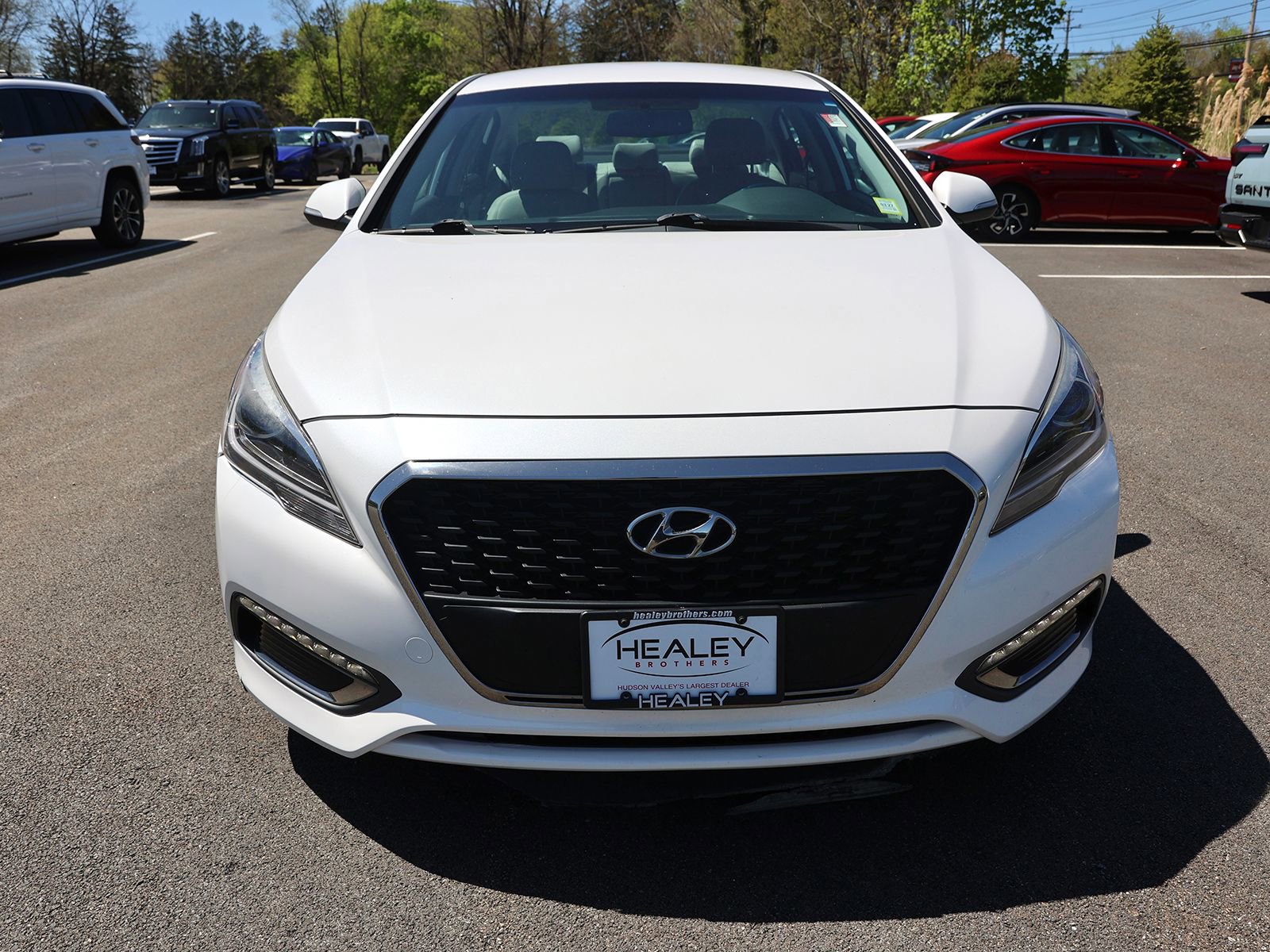 Used 2017 Hyundai Sonata Limited FWD image 2
