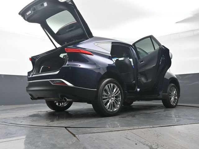 Certified 2024 Toyota Venza XLE AWD/4WD image 53