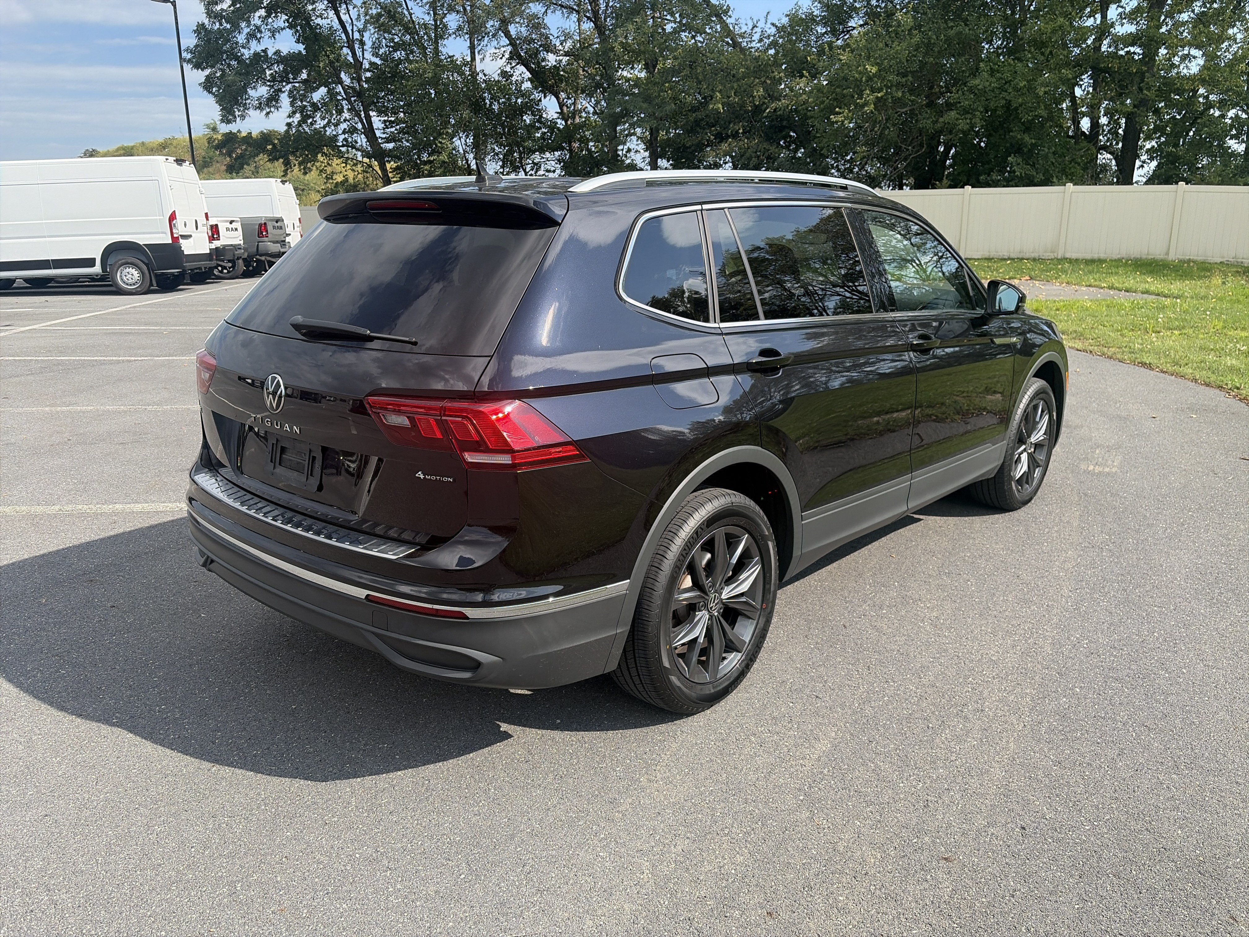 Certified 2022 Volkswagen Tiguan SE AWD/4WD image 5