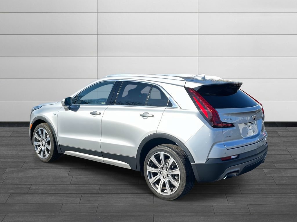 Used 2019 Cadillac XT4 Premium Luxury w/ Enhanced Visibility Package image 3