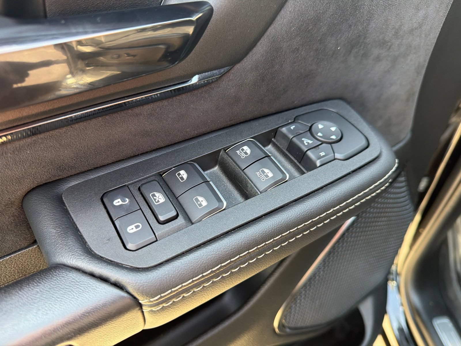 Used 2025 RAM 1500 RHO AWD/4WD image 14