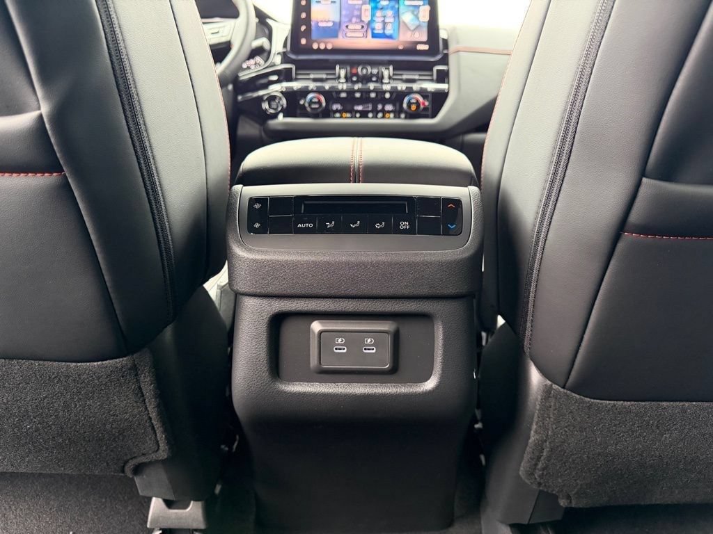 New 2026 Nissan Pathfinder Rock Creek w/ Rock Creek Premium Package AWD/4WD image 18