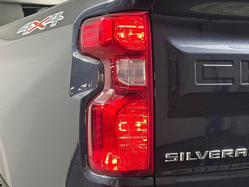 Used 2023 Chevrolet Silverado 1500 LT image 30