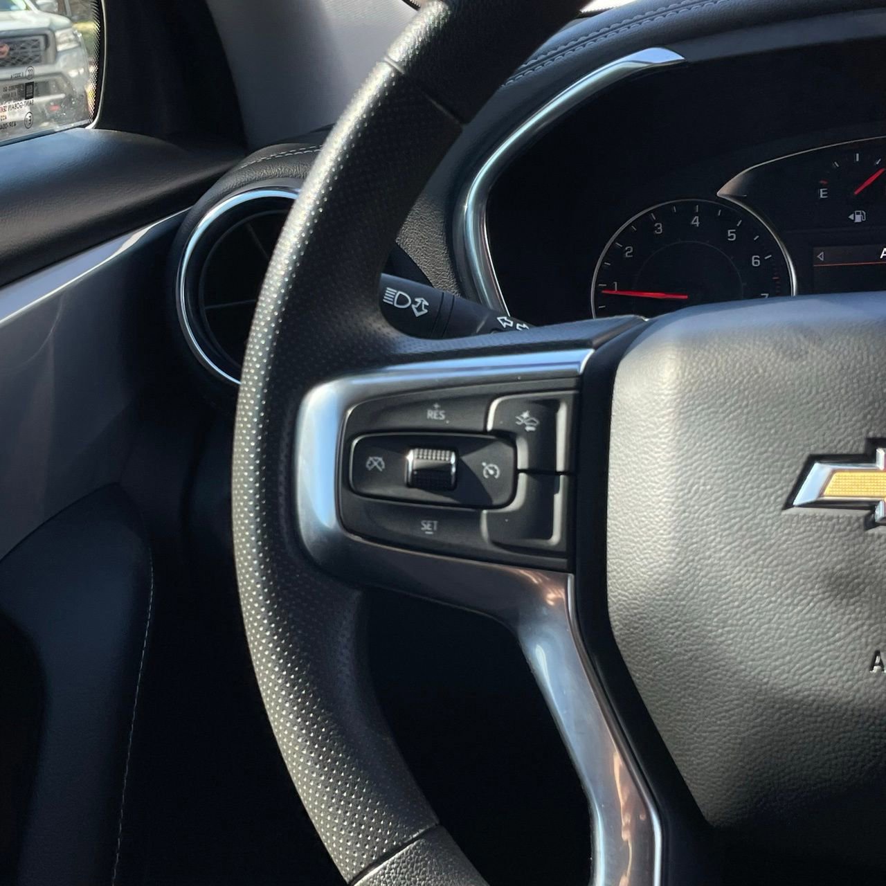 Used 2025 Chevrolet Blazer LT image 13