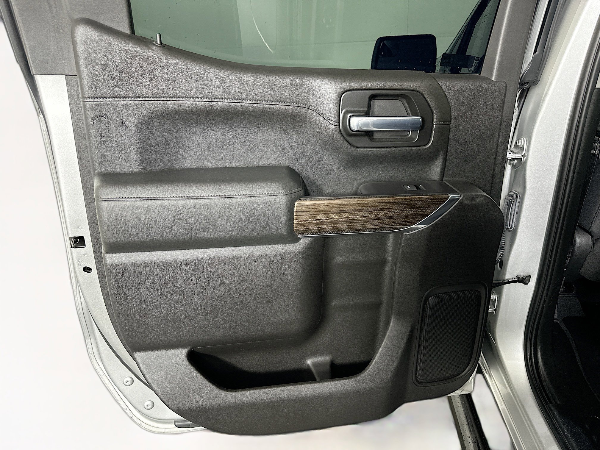 Used 2020 Chevrolet Silverado 1500 RST w/ Texas Edition image 24