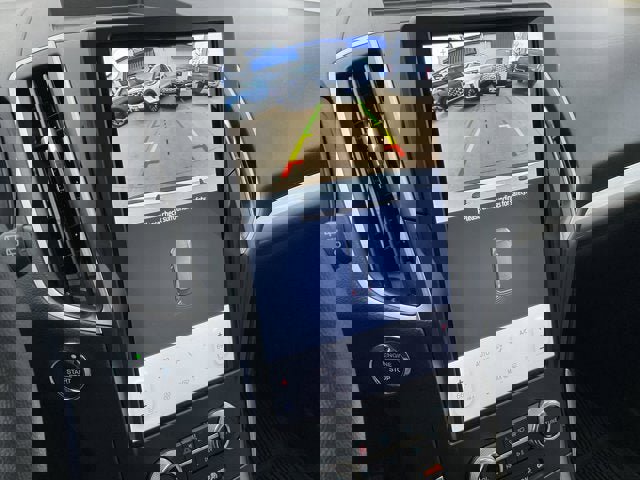 Used 2024 Ford Edge SEL w/ Convenience Package image 11