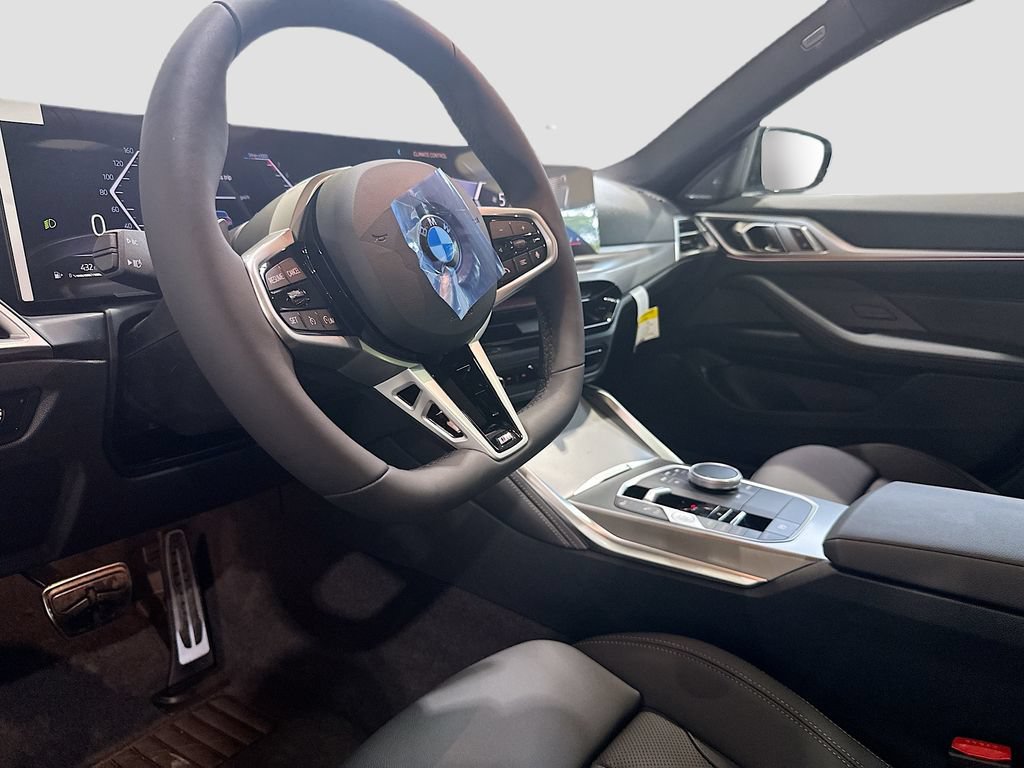 New 2026 BMW 430i xDrive w/ M Sport Package AWD/4WD image 9