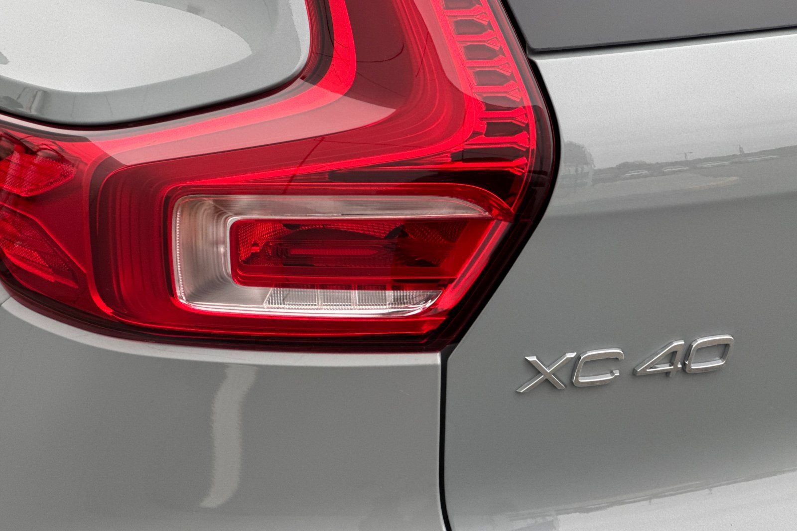 New 2026 Volvo XC40 B5 Plus w/ Protection Package Premier AWD/4WD image 33