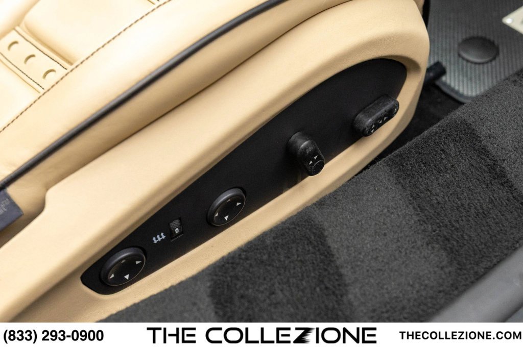 Used 2015 Ferrari 458 Spider RWD image 96