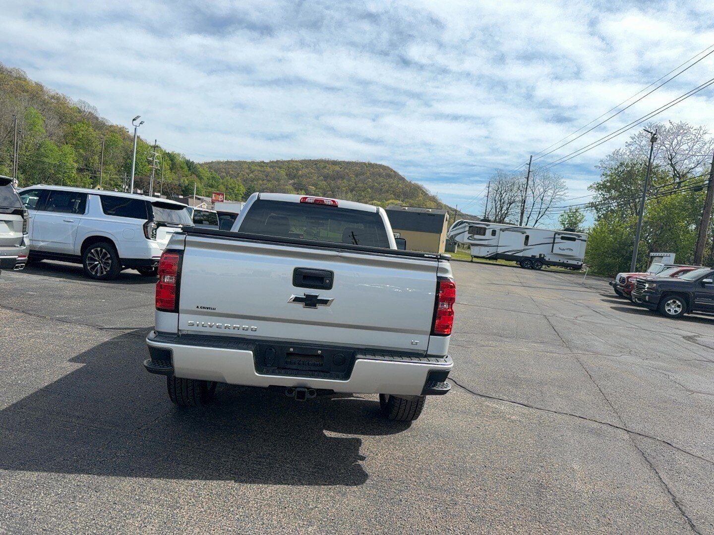 Used 2018 Chevrolet Silverado 1500 LT w/ All Star Edition AWD/4WD image 6