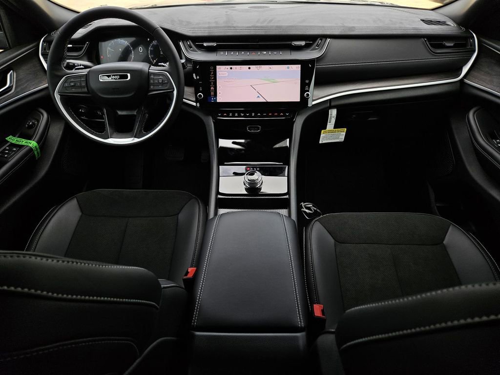 New 2026 Jeep Grand Cherokee Altitude RWD image 21