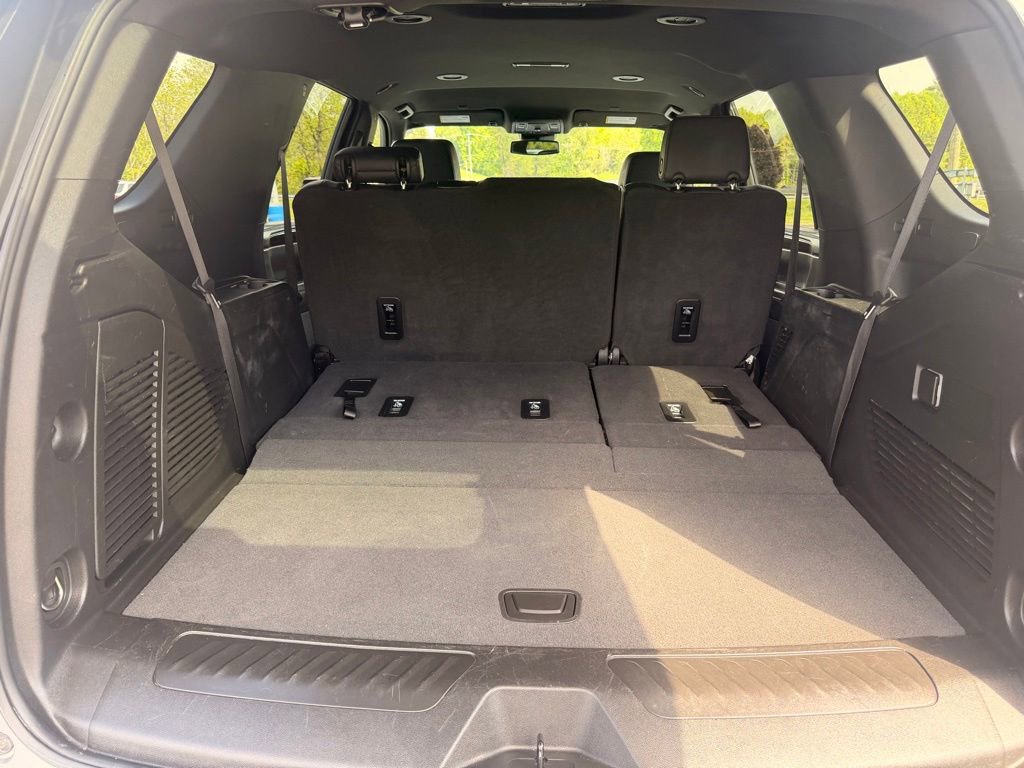 Used 2024 Chevrolet Tahoe LT AWD/4WD image 36
