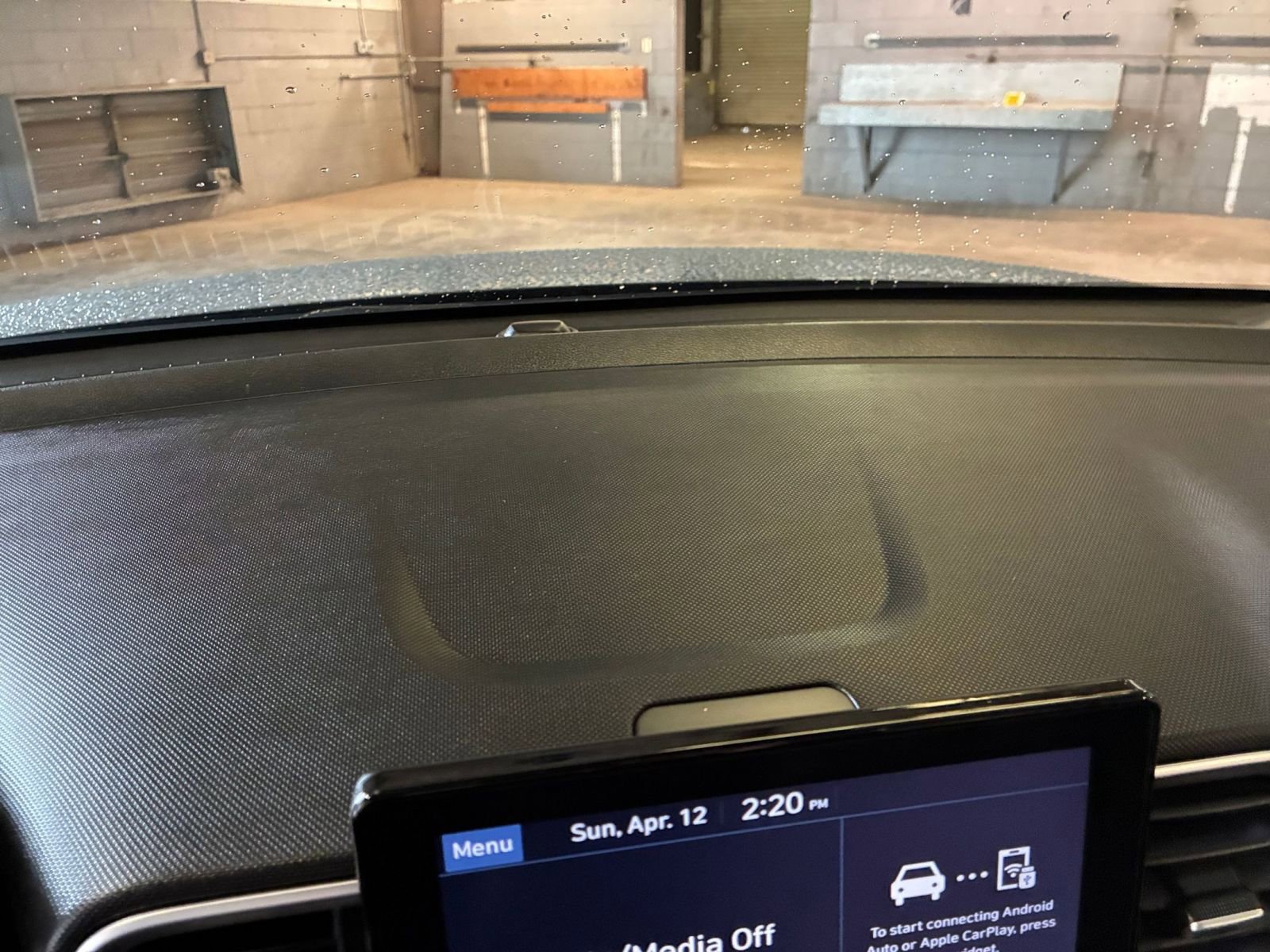 Used 2025 Hyundai Venue SEL image 17