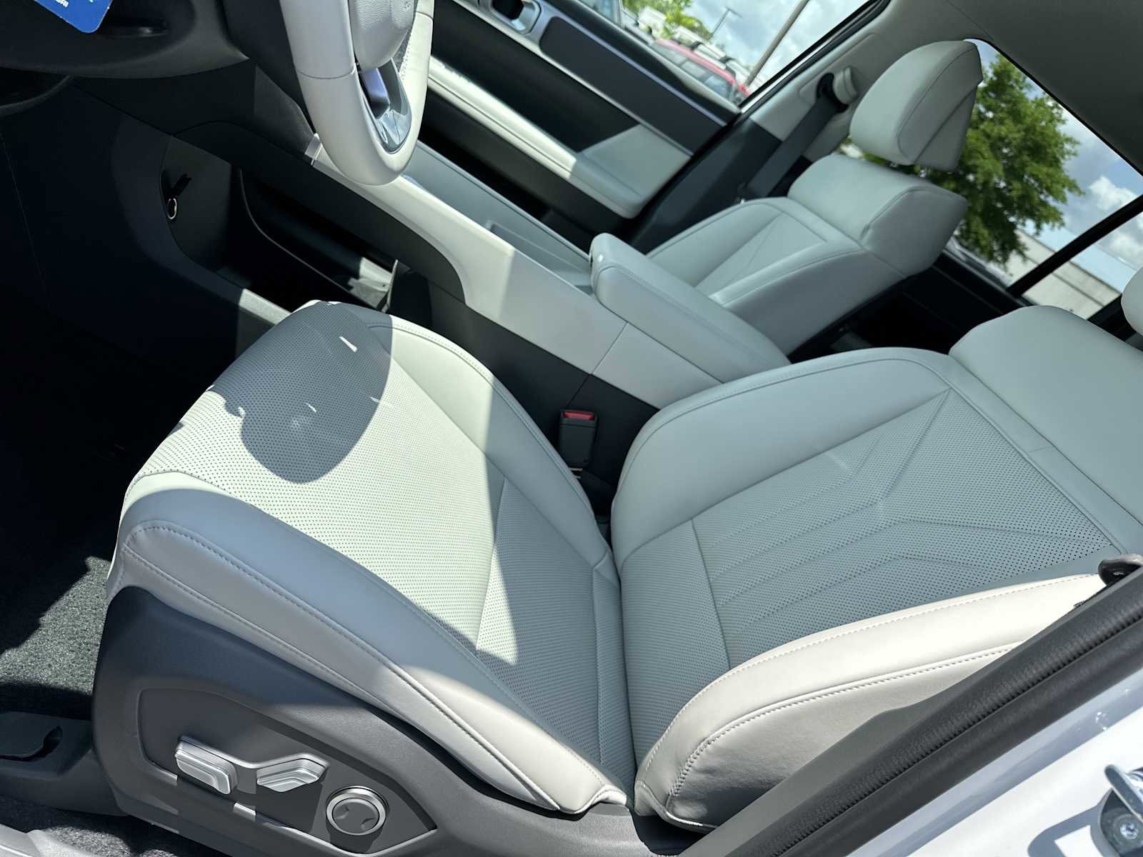 New 2026 Hyundai Santa Fe SEL FWD image 9