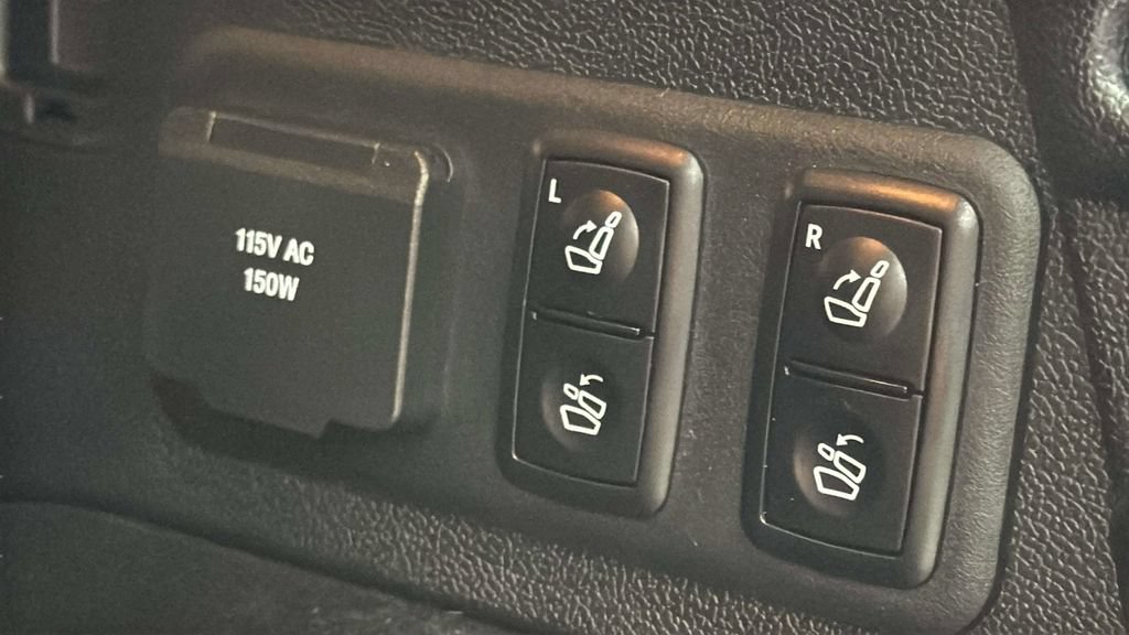 Used 2012 Mercedes-Benz GL 320 BlueTEC 4MATIC image 9