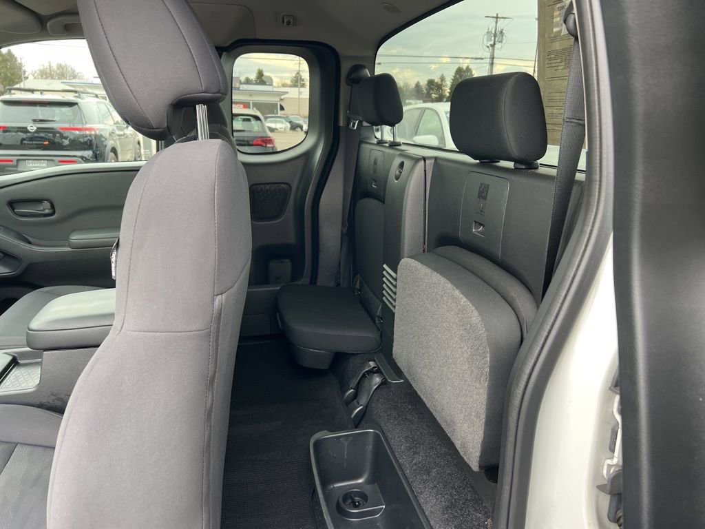 Used 2022 Nissan Frontier S image 22