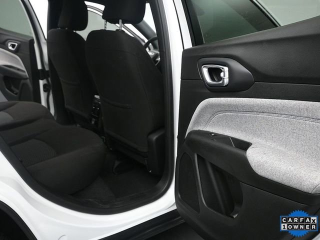 Used 2025 Jeep Compass Sport image 15