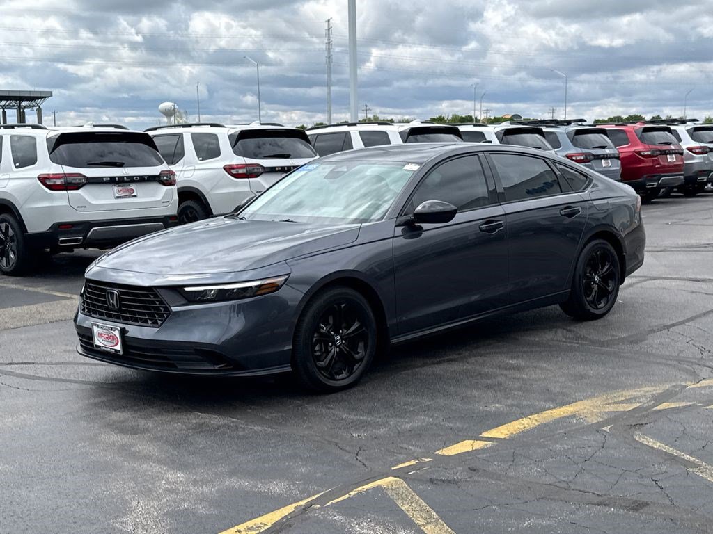 Certified 2025 Honda Accord SE image 7