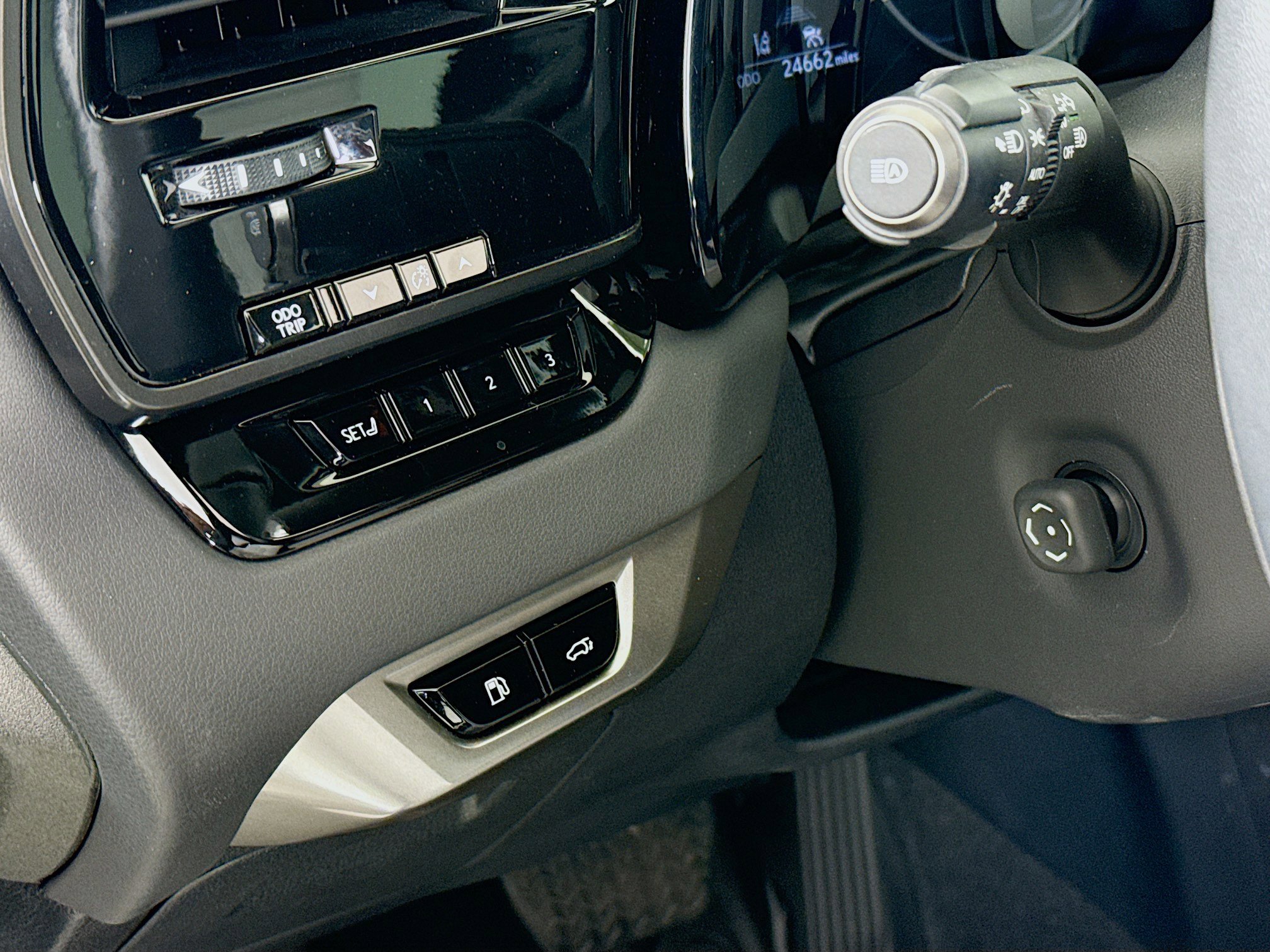 Certified 2023 Lexus RX 350 Premium w/ Cold Area Package image 10