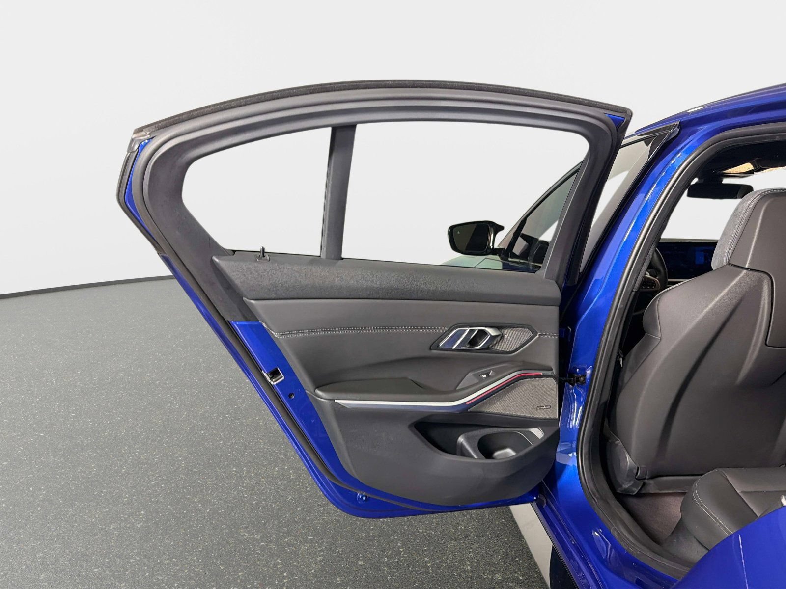 Used 2023 BMW M3 Competition AWD/4WD image 31